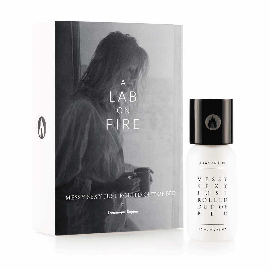 A Lab On Fire — Messy Sexy Just Rolled Out of Bed eau de parfum. Minimalistische nichegeur met sensuele skin-musk en het gevoel van frisse lakens.