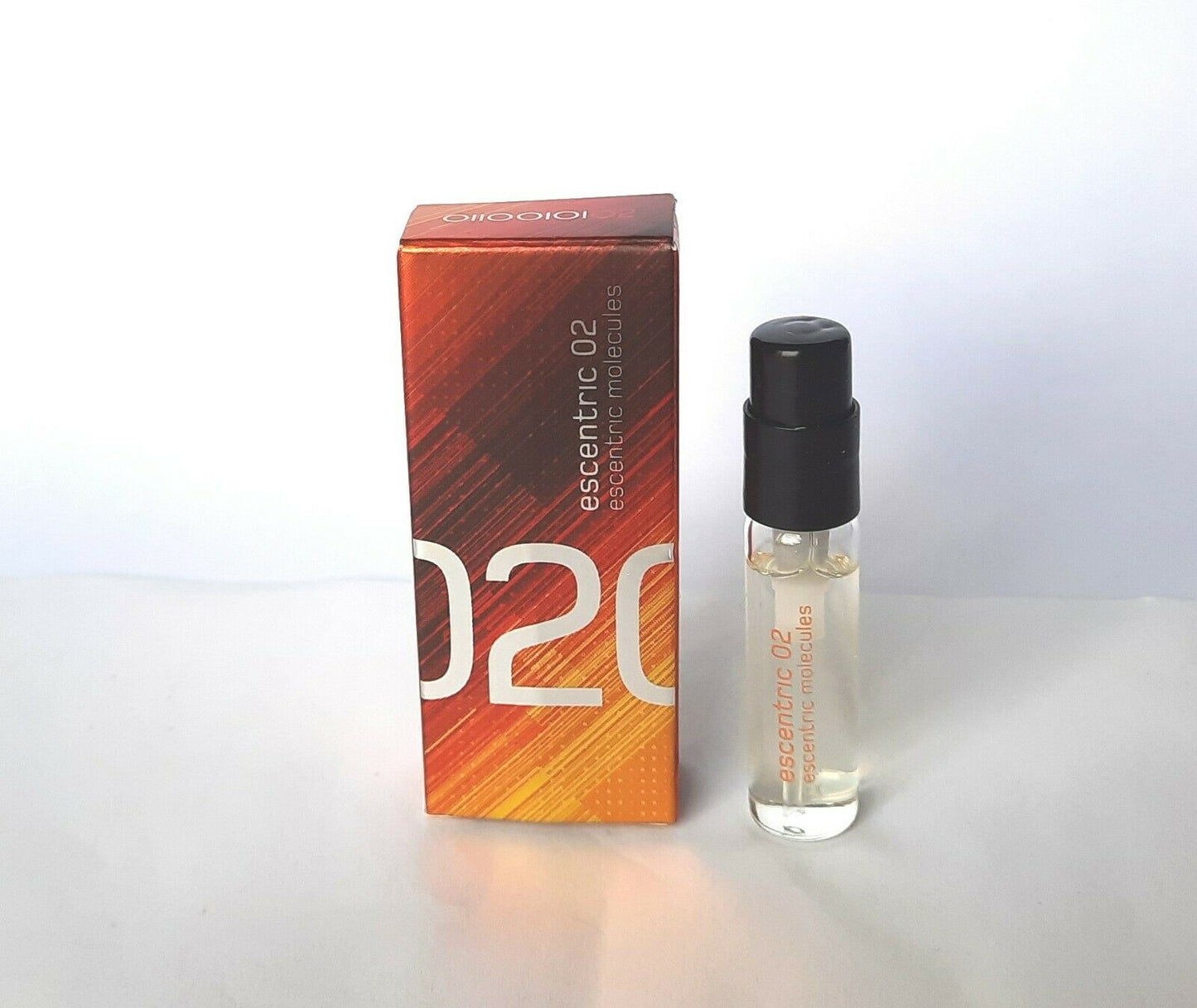 Escentric Molecules Escentric 02 official perfume sample 2ml 0.06 fl. o.z.