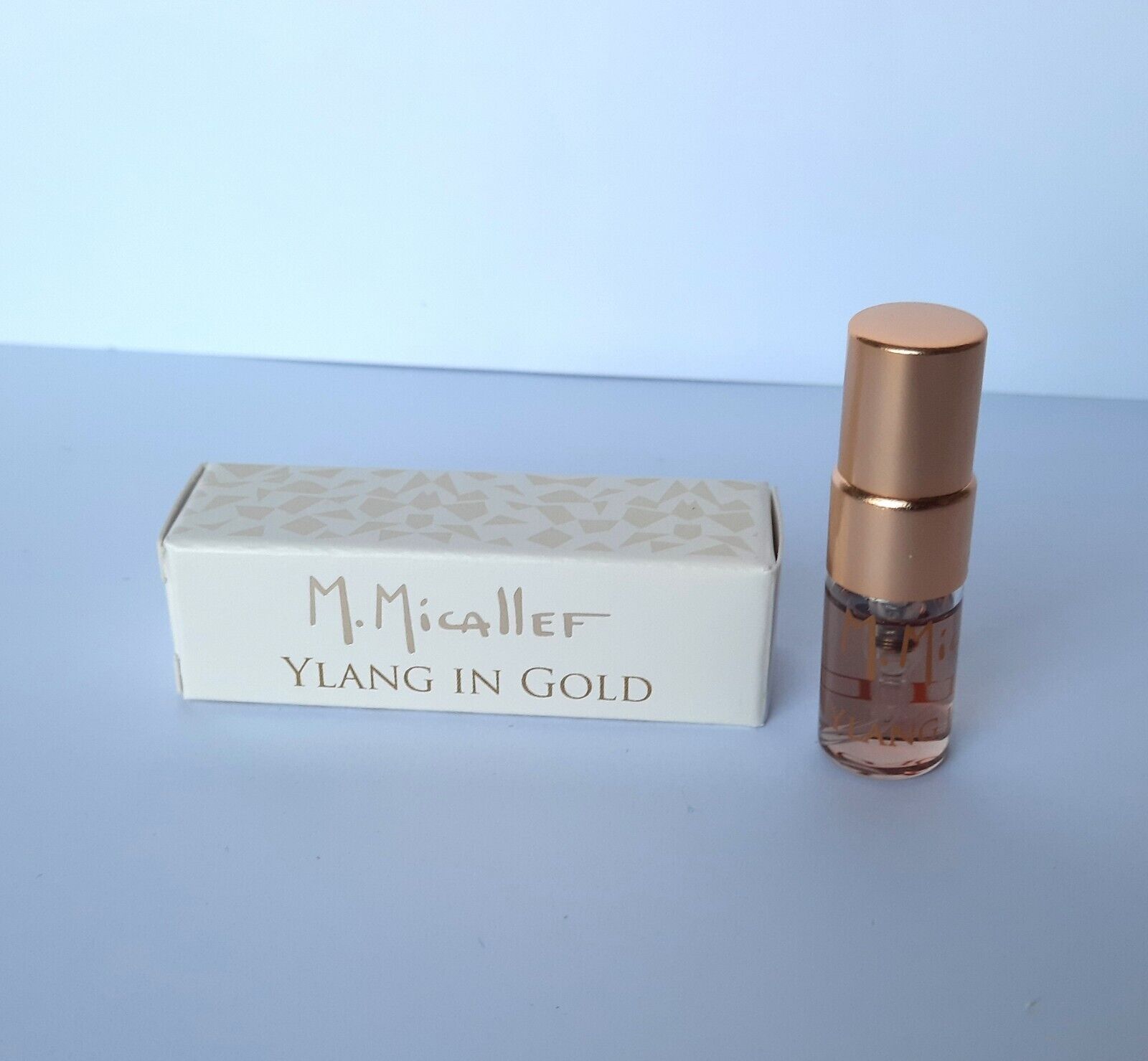 M. Micallef Ylang i guld 2ml 0.06 Fl. Oz. officiel parfumeprøve